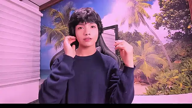 AllanYong18 online show from February 5, 1:04 am