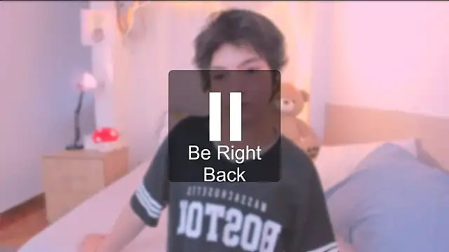 AllanYong18 online show from January 17, 12:08 pm