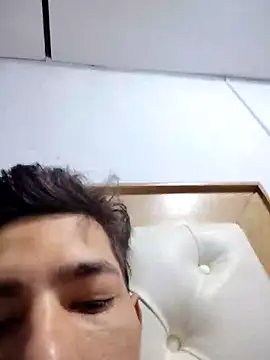 rey692 online show from April 8, 10:47 am