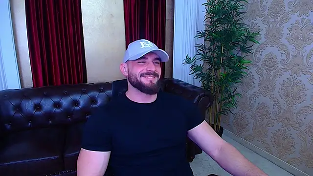 AdamJamesonn online show from November 12, 5:46 am