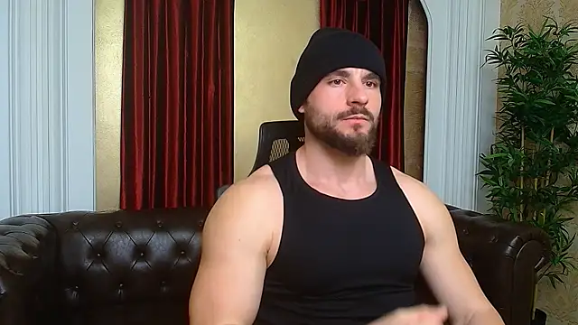 Snapshot of AdamJamesonn chatting on March 5, 5:18 am AdamJamesonn online show from March 5, 5:18 am
