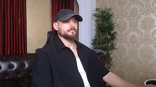 Snapshot of AdamJamesonn chatting on March 16, 6:09 am AdamJamesonn online show from March 16, 6:09 am