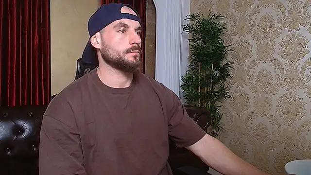 Snapshot of AdamJamesonn chatting on March 15, 5:52 am AdamJamesonn online show from March 15, 5:52 am