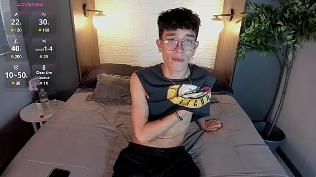 tim  fox online show from January 16, 7:10 pm