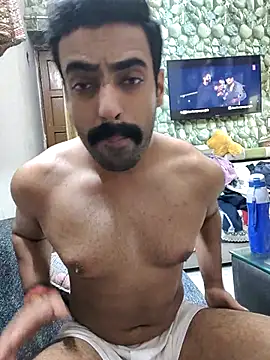 vaibhavchugh38 online show from February 24, 8:36 pm