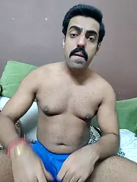 vaibhavchugh38 online show from February 13, 9:28 pm