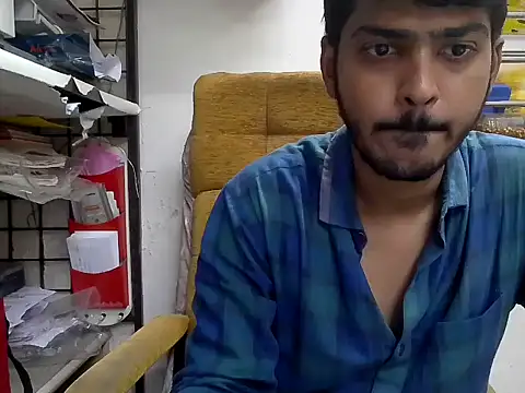 cute modell online show from November 3, 12:41 pm