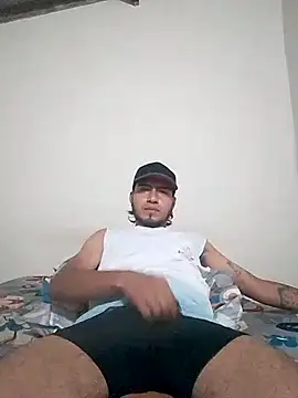 Snapshot of Danger27 chatting on February 9, 5:08 am Danger27 online show from February 9, 5:08 am