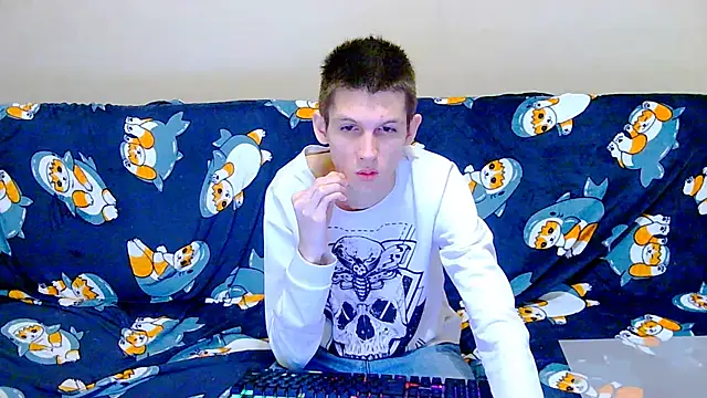 Lester Broo online show from December 16, 9:44 pm