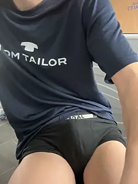 hierot online show from November 3, 10:44 pm