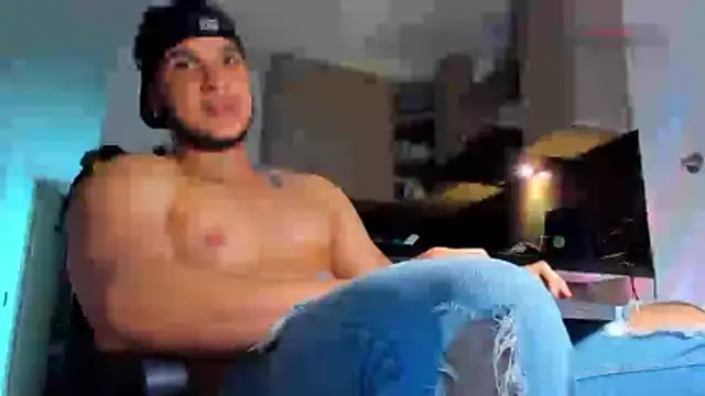 austinoficial online show from March 31, 3:08 am