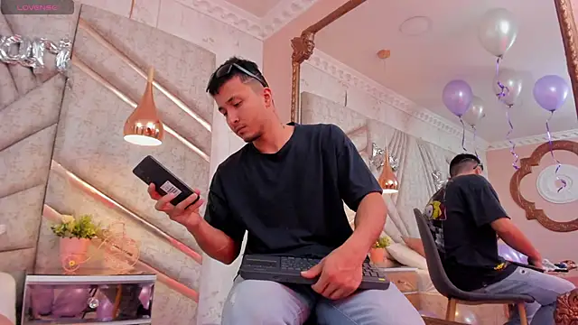 BrandonColee online show from February 18, 1:44 pm