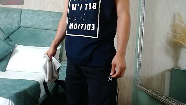 BrandonColee online show from February 13, 11:58 pm