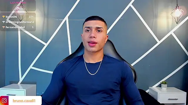 bruno cavalli online show from February 12, 5:52 pm