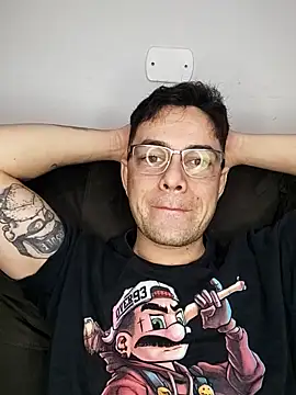 Dyllan   online show from October 9, 3:22 am