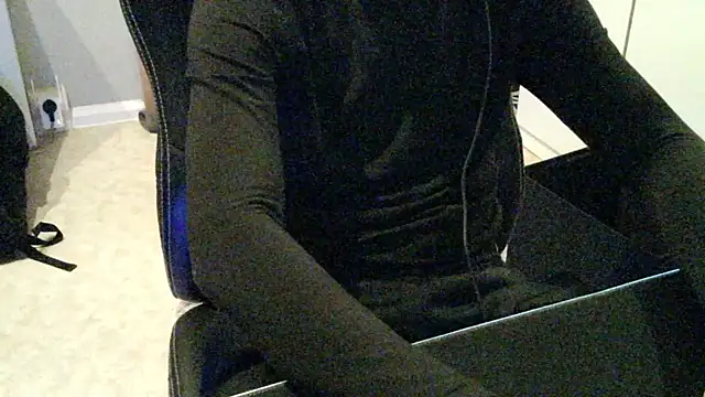 realhotBoy787 online show from January 14, 10:55 pm