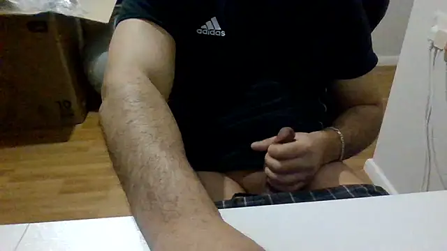 scoobydoo7892 online show from October 6, 1:43 am