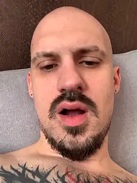 AssHunter4k online show from April 23, 7:57 am