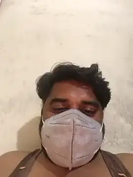 Snapshot of Raziv_komal143 chatting on January 31, 6:14 pm Raziv komal143 online show from January 31, 6:14 pm