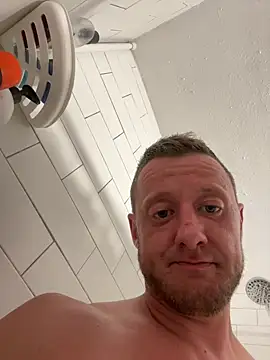 biggzee6 online show from March 31, 4:58 am