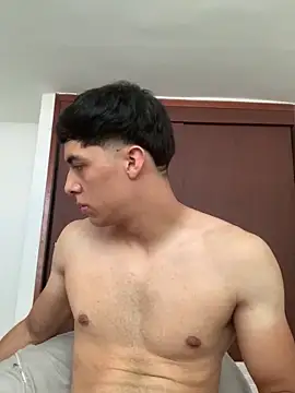 max ryderr online show from February 6, 9:49 pm