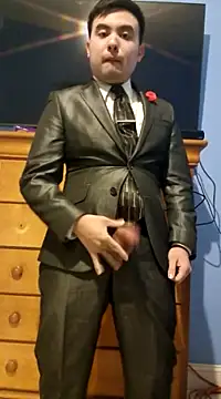 Snapshot of Hombre_de_traje chatting on March 14, 9:24 am Hombre de traje online show from March 14, 9:24 am