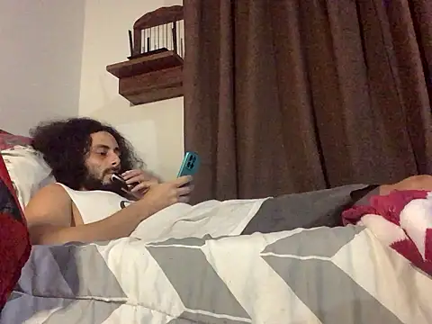 Nooneisthis online show from December 17, 7:26 am