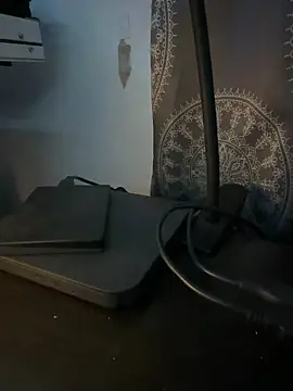 luiriv04 online show from December 19, 7:27 am