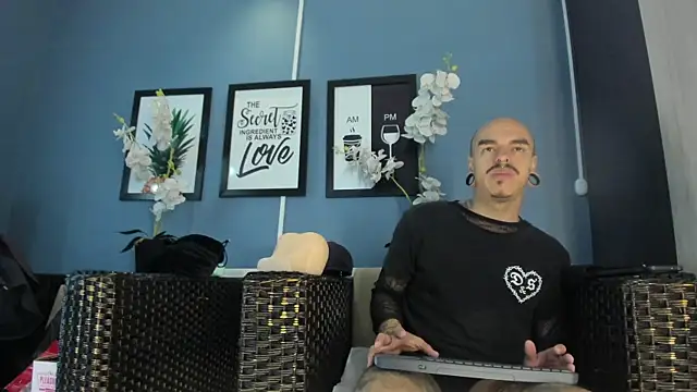 kaletattoo online show from October 30, 12:28 pm