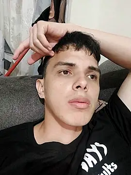 xxaviermendez online show from October 3, 1:32 am