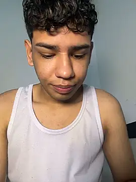 Santiago-Thompson online show from November 8, 7:17 pm