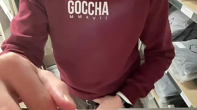 bullyboyy online show from November 25, 7:38 pm