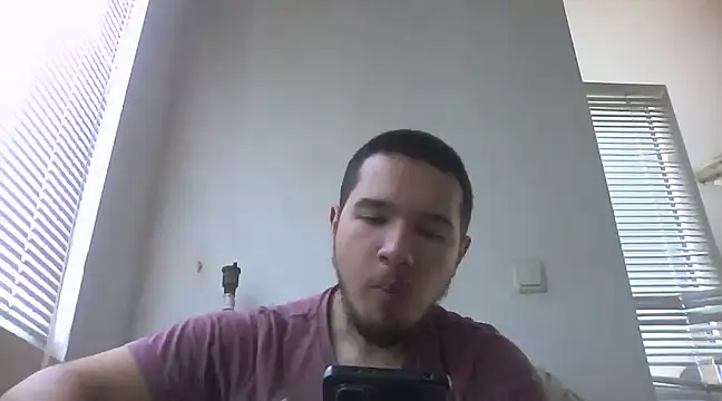 Drag Queen online show from March 21, 10:39 am