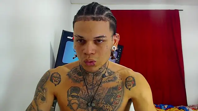 hot man05 online show from October 23, 10:24 pm
