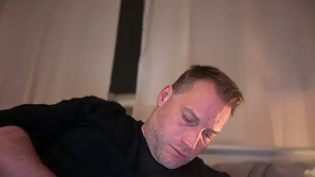 Christian87xxx online show from March 1, 7:13 pm