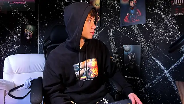 marcuscollins1  online show from February 25, 1:39 pm