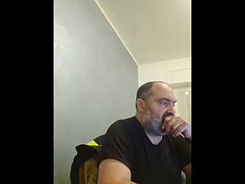 fuocovivo4 online show from April 3, 5:10 pm