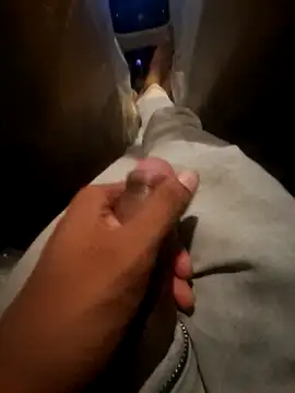 Singleboylucknow online show from September 12, 9:37 pm