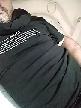 NAvoglia online show from November 26, 5:16 pm