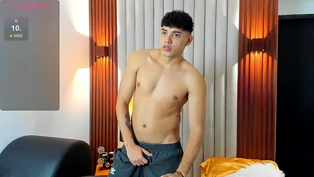 Justin mack online show from November 26, 7:39 pm