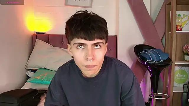 PepperTwink online show from November 17, 4:54 pm