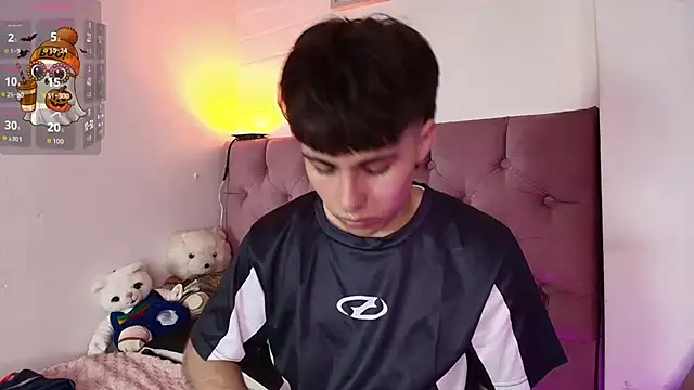 PepperTwink online show from November 13, 5:17 pm