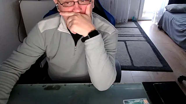 ruplumber online show from October 6, 4:00 pm