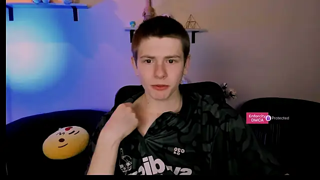 Snapshot of jimmie_hot chatting on February 4, 7:55 pm jimmie hot online show from February 4, 7:55 pm