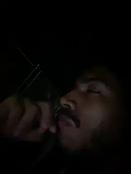 Mineirinho043 online show from December 1, 4:15 am