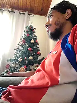 Mineirinho043 online show from December 21, 8:28 pm