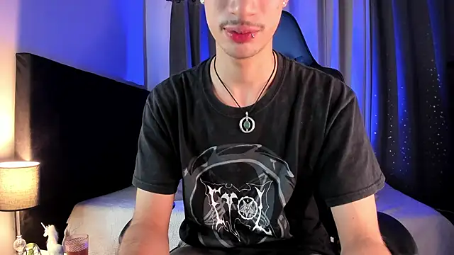 NovaaWheler online show from October 1, 7:40 pm