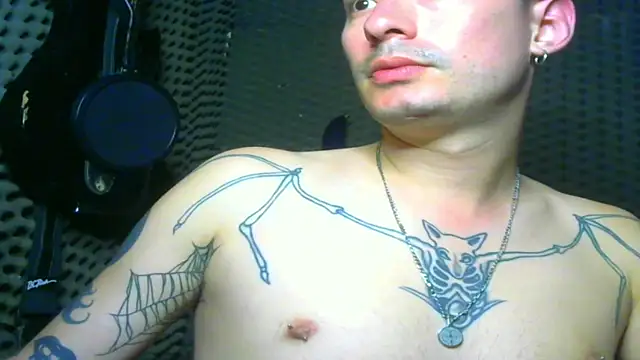 vampireathome online show from March 19, 4:03 am