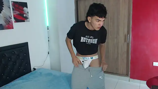 Ben Darkdesiree online show from February 13, 12:43 pm