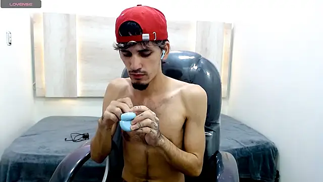 Dirty Kingg online show from February 14, 10:26 pm